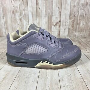 Jordan Men's Athletic Shoes Purple and Cream